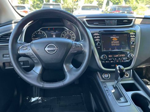 Used 2023 Nissan Murano SV w/ SV Midnight Edition Package AWD/4WD image 17