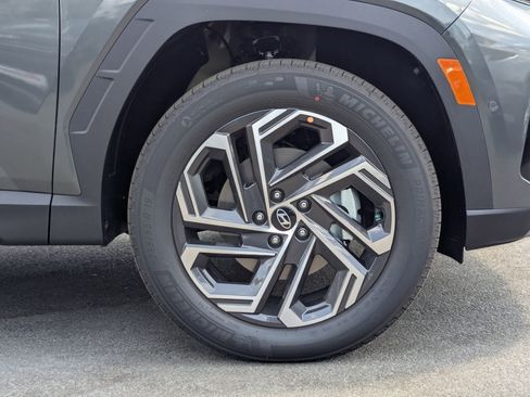 New 2025 Hyundai Tucson Limited image 7