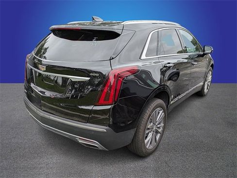 Certified 2025 Cadillac XT5 Premium Luxury image 4