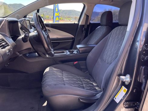 Used 2014 Chevrolet Volt w/ Enhanced Safety Package 1 FWD image 12