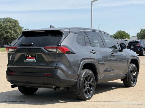 Used 2025 Toyota RAV4 LE FWD image 4