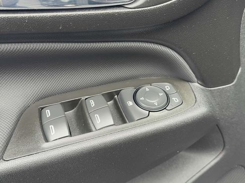 Used 2023 Chevrolet Equinox RS AWD/4WD image 17