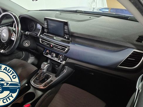 Used 2021 Kia Seltos S FWD image 34