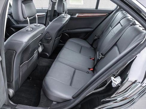 Used 2011 Mercedes-Benz C 300 4MATIC Sedan image 21