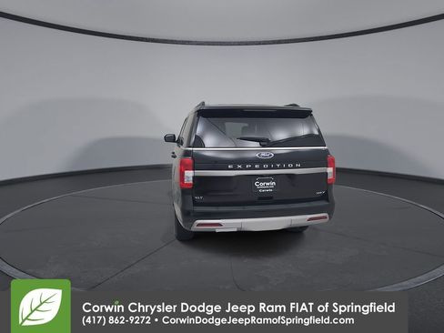 Used 2024 Ford Expedition Max XLT image 12