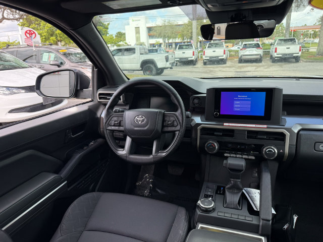 Used 2025 Toyota Tacoma SR5 AWD/4WD image 13