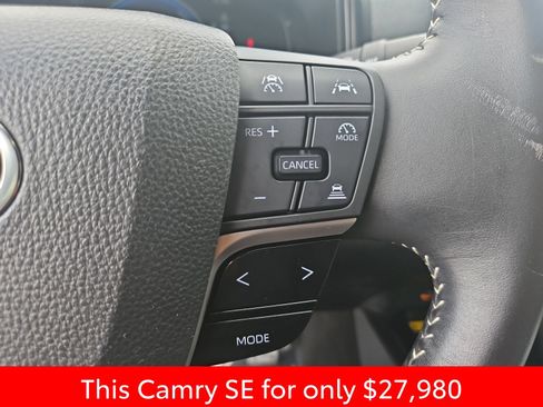 Used 2025 Toyota Camry SE FWD image 29