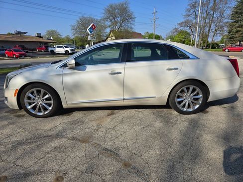 Used 2013 Cadillac XTS Premium AWD/4WD image 5