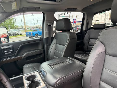 Used 2019 GMC Sierra 3500 Denali w/ Duramax Plus Package AWD/4WD image 16