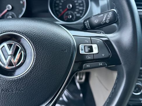 Used 2018 Volkswagen Golf Alltrack SE image 22