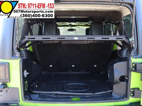 Used 2013 Jeep Wrangler Unlimited Rubicon w/ Connectivity Group AWD/4WD image 16