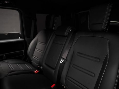 Used 2021 Mercedes-Benz G 550 w/ AMG Line image 70