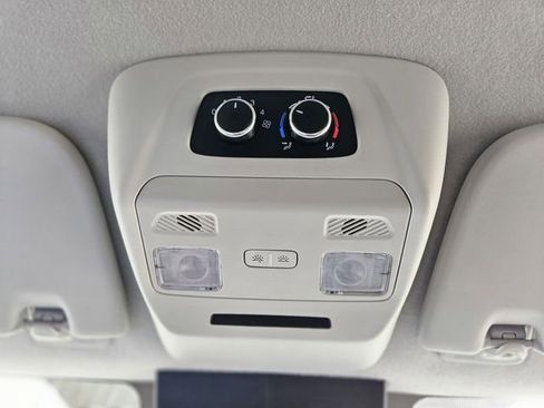 Used 2024 Ford Transit 350 XLT RWD image 25