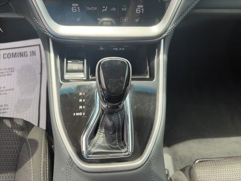 Used 2022 Subaru Outback Premium AWD/4WD image 19