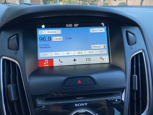 Used 2016 Ford Focus Electric Hatchback image 67