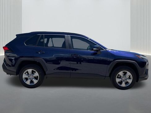 Used 2025 Toyota RAV4 XLE w/ Convenience Package FWD image 4