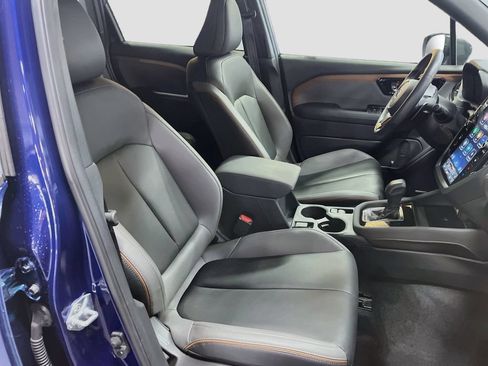 Used 2025 Subaru Forester Sport AWD/4WD image 30