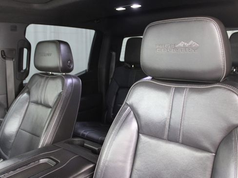 Used 2020 Chevrolet Silverado 1500 High Country image 5