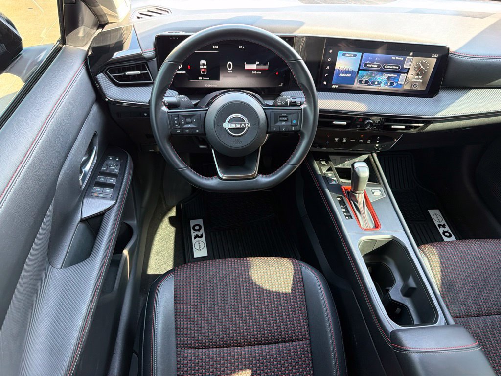 Used 2025 Nissan Kicks SR AWD/4WD image 22