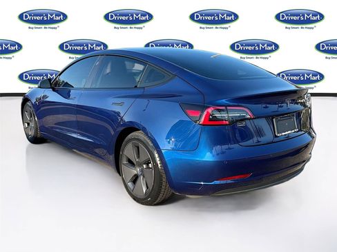 Used 2021 Tesla Model 3 Standard Range Plus image 6