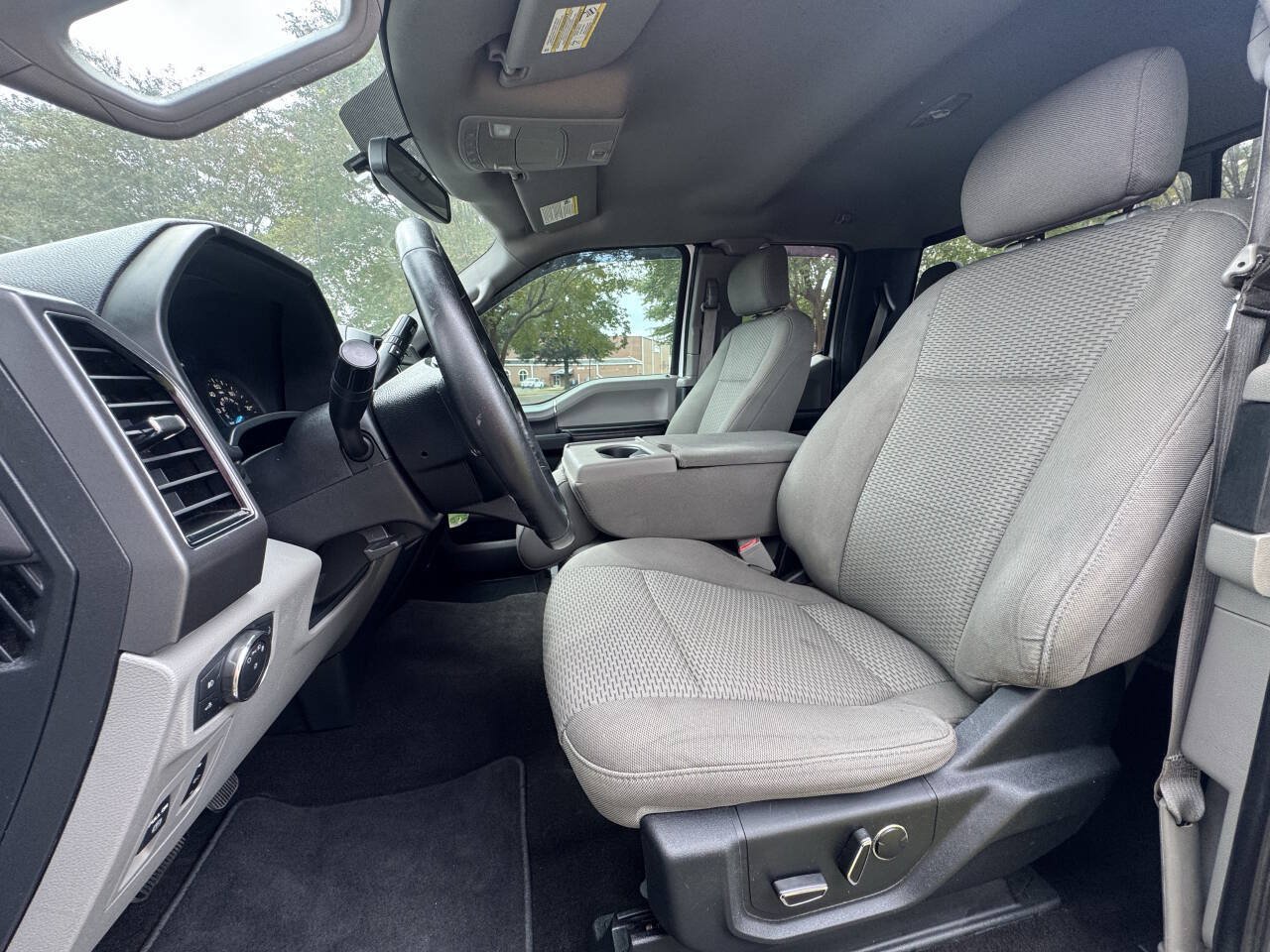 Used 2018 Ford F150 XLT w/ Equipment Group 302A Luxury AWD/4WD image 14