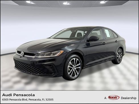 Used 2025 Volkswagen Jetta Sport FWD image 1