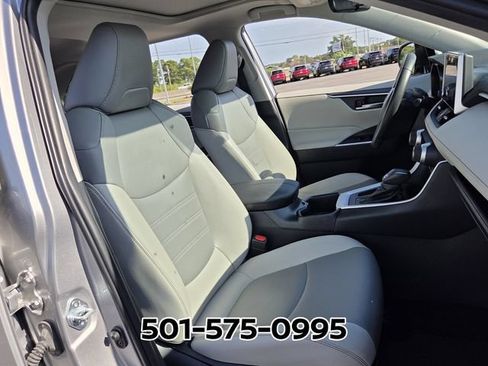 Used 2025 Toyota RAV4 XLE Premium FWD image 20