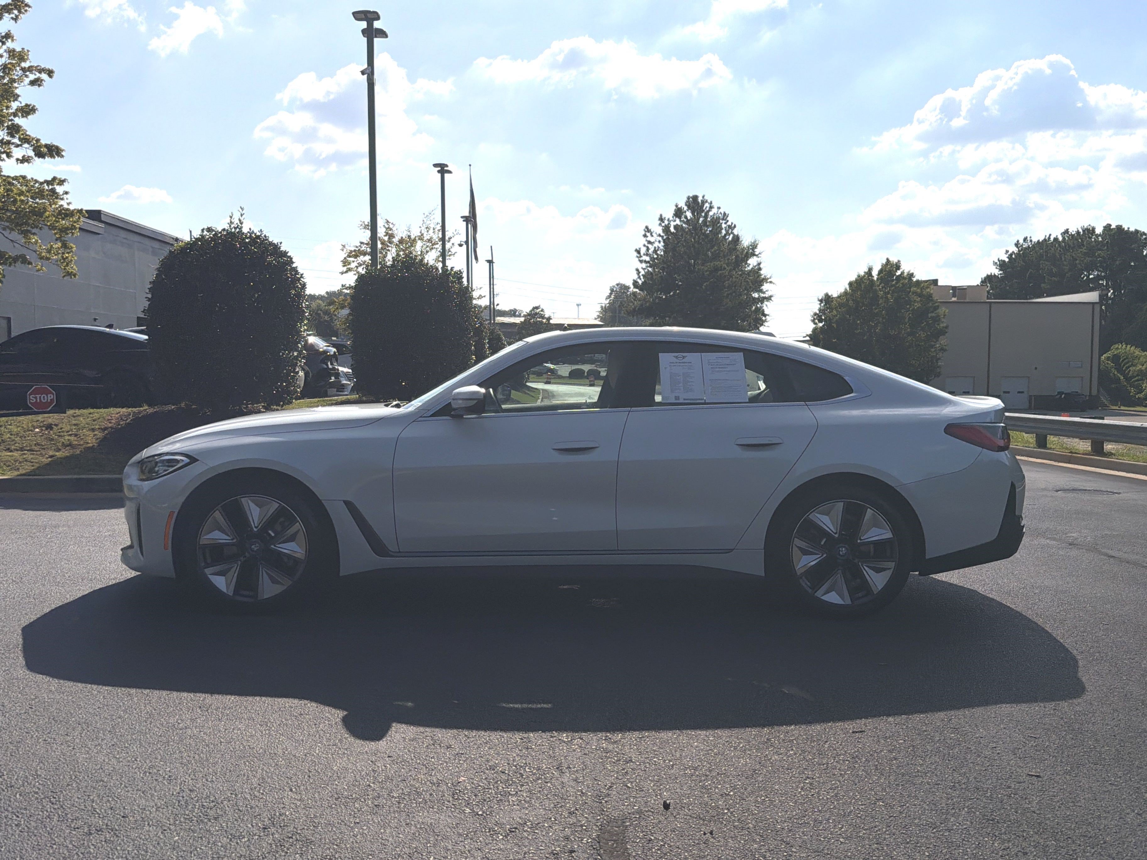Used 2023 BMW i4 eDrive40 w/ Premium Package RWD image 15