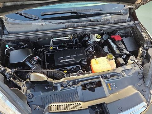 Used 2015 Chevrolet Trax LT image 10