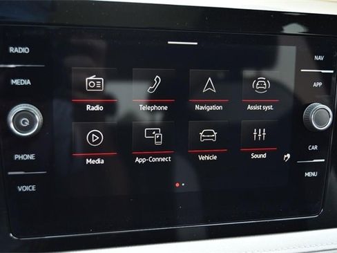 New 2025 Volkswagen Taos SEL image 13