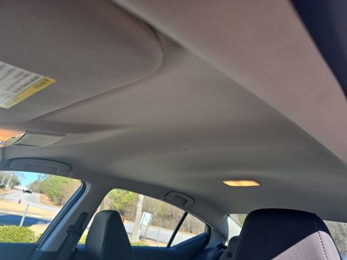 Used 2024 Nissan Altima 2.5 SV image 23