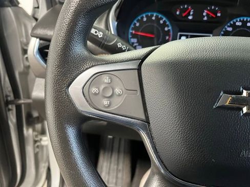 Used 2020 Chevrolet Traverse LS FWD image 22