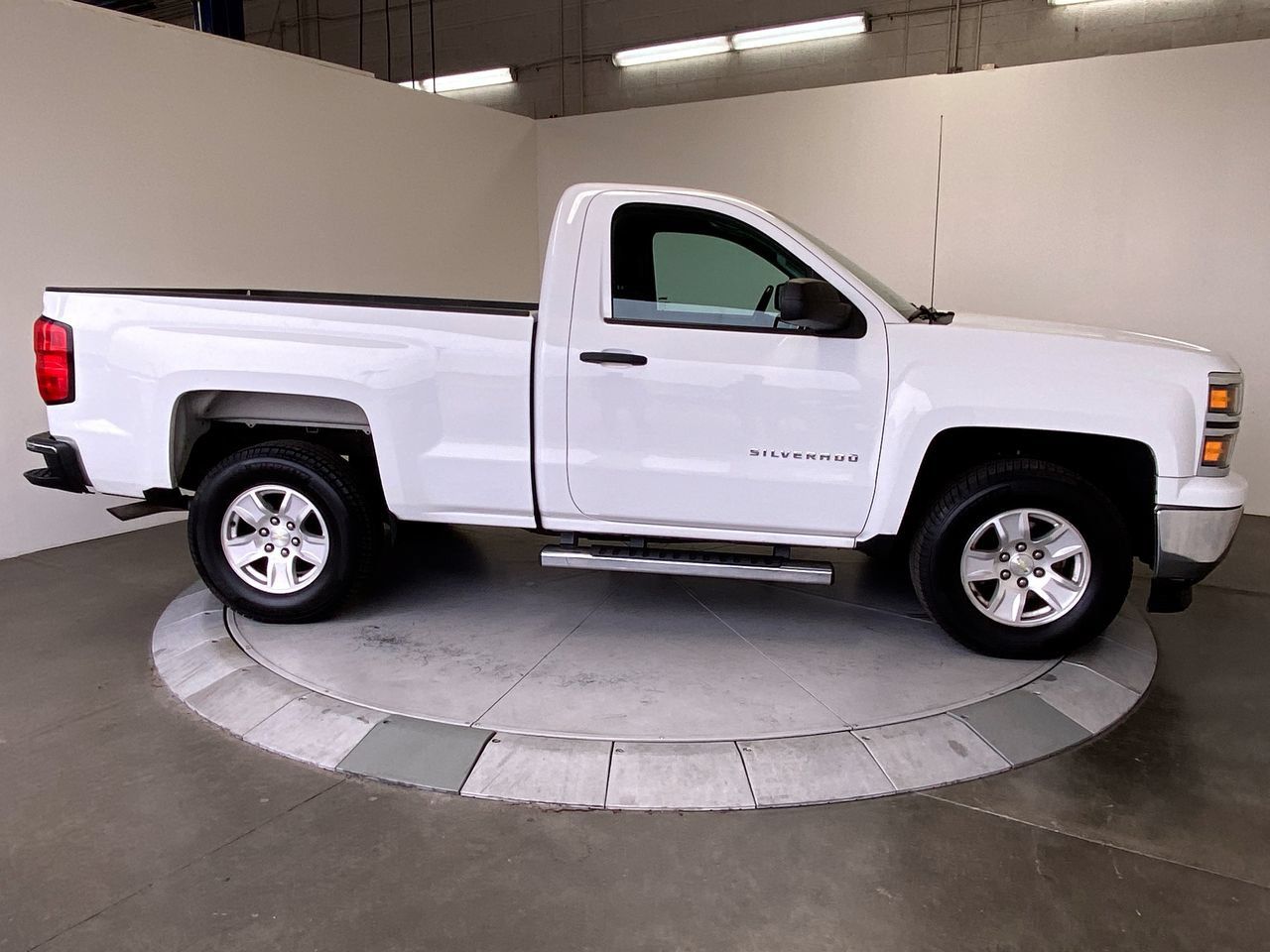 Used 2014 Chevrolet Silverado 1500 LT RWD image 6