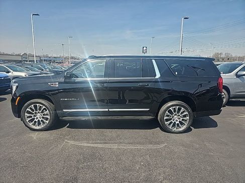 New 2026 GMC Yukon XL Denali AWD/4WD image 8