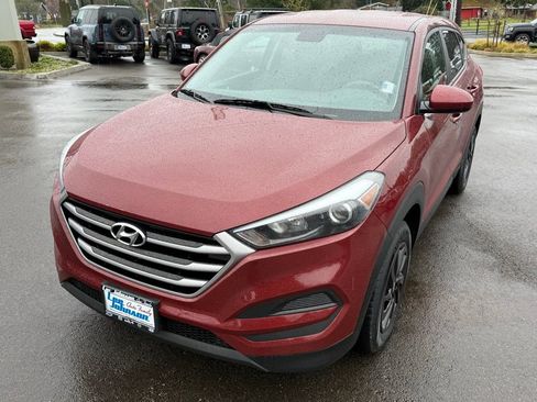 Used 2018 Hyundai Tucson SE image 9