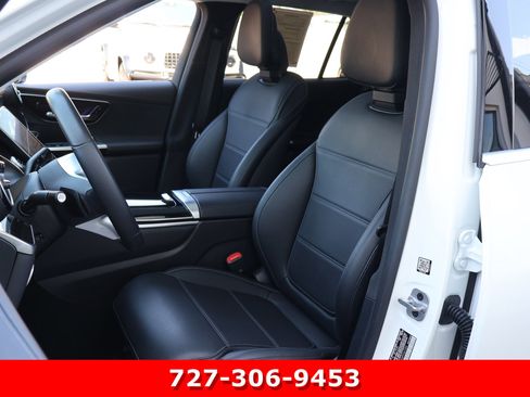 Certified 2023 Mercedes-Benz GLC 300 image 2