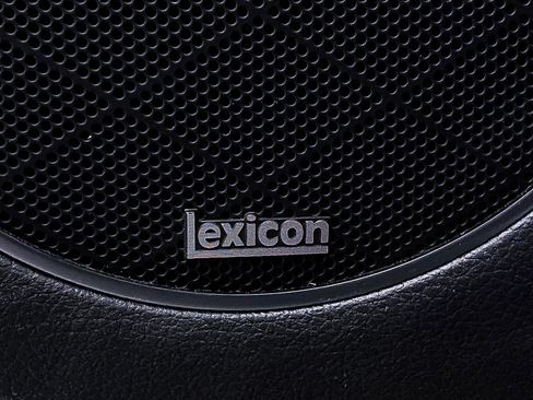 Used 2024 Genesis GV80 3.5T w/ Prestige Package image 4