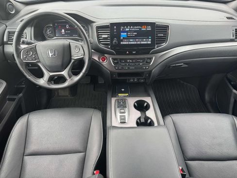 Used 2024 Honda Passport EX-L image 12