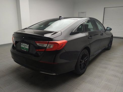 Used 2019 Honda Accord LX image 9