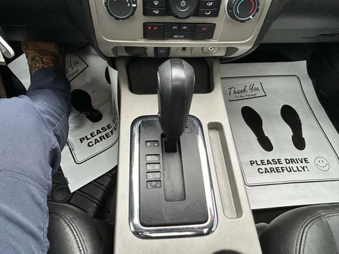 Used 2012 Ford Escape XLT w/ Canadian Comfort Pkg AWD/4WD image 24