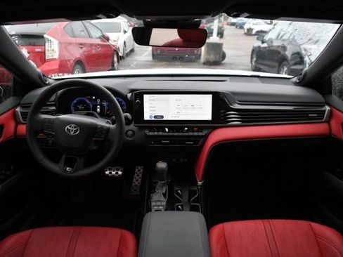 Used 2025 Toyota Camry XSE image 9