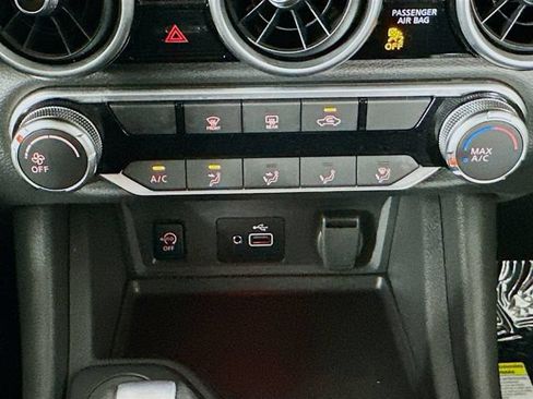 Used 2025 Nissan Sentra S FWD image 16