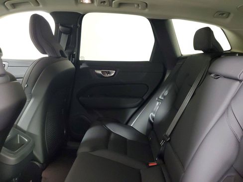 New 2027 Volvo XC60 B5 Plus AWD/4WD image 12