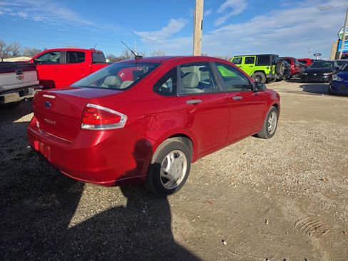 Used 2010 Ford Focus S image 3
