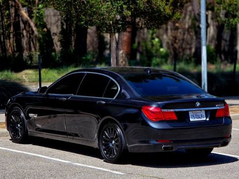 Used 2012 BMW ALPINA B7 ALPINA B7 LWB image 18