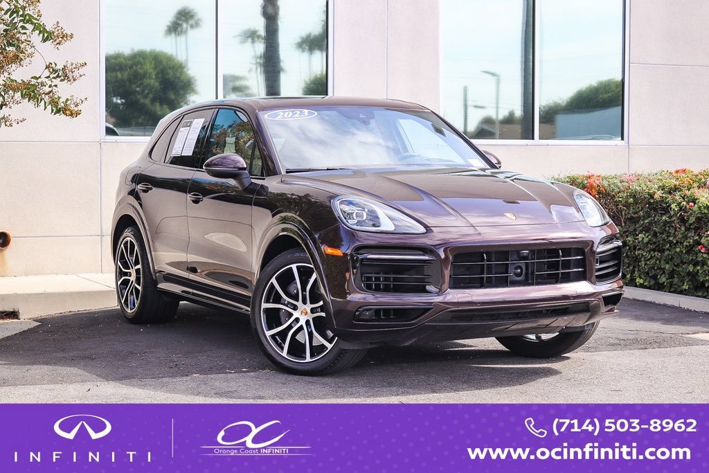 Used 2023 Porsche Cayenne AWD/4WD image 1