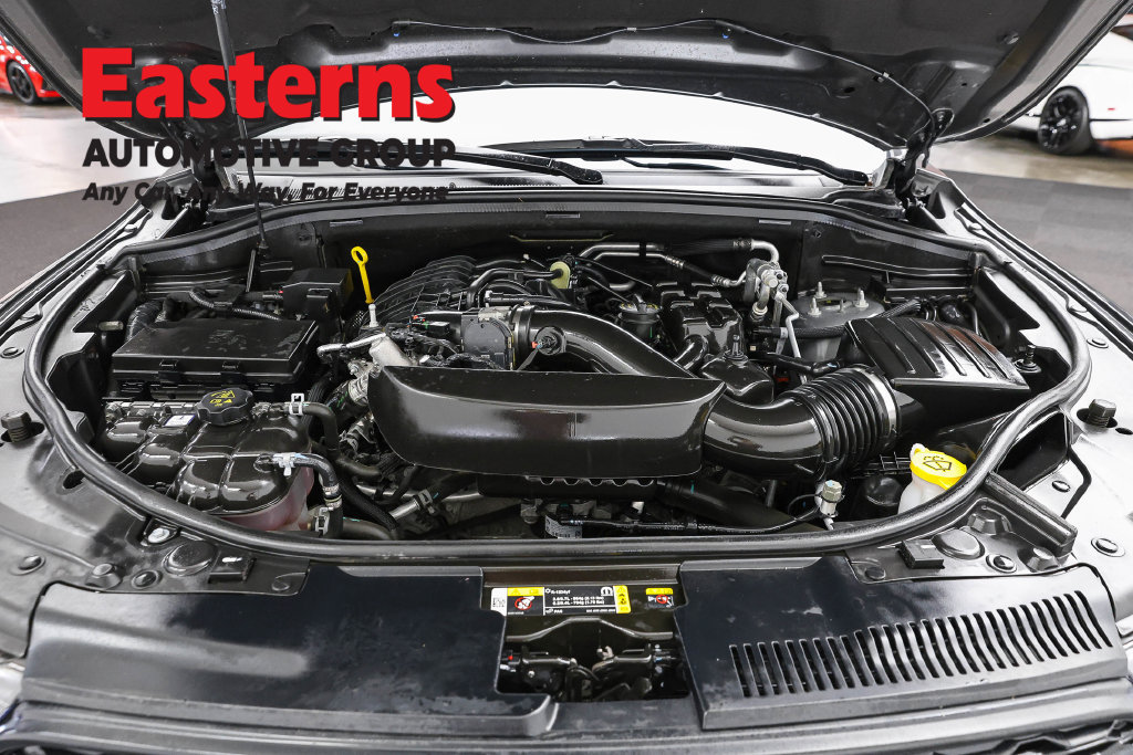 Used 2025 Dodge Durango GT RWD image 9