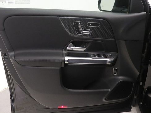 Certified 2026 Mercedes-Benz GLB 250 image 20