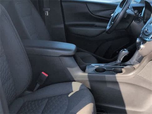 Used 2020 Chevrolet Equinox LT image 22