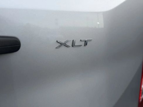 Used 2023 Ford Transit 350 XLT RWD image 42